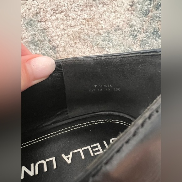 Stella Luna Black Loafers with Gold Chain - Picture 4 of 4